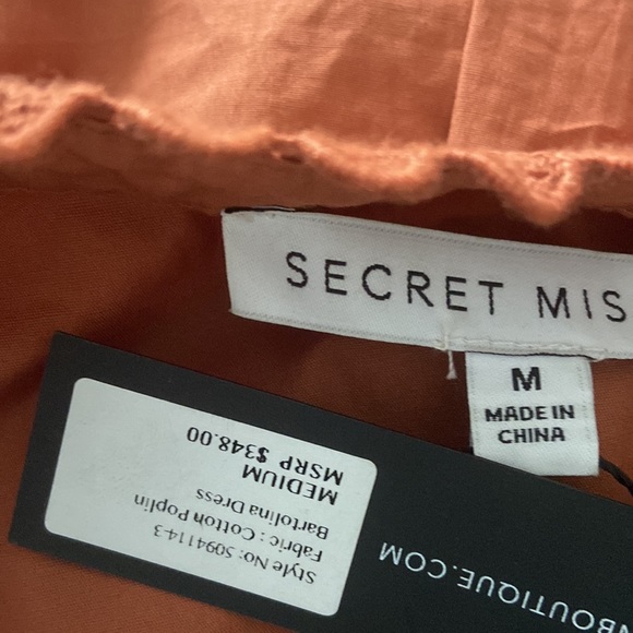 SECRET MISSION Ruffled sleeve detailed embroidered mini Dress size M - Picture 13 of 13